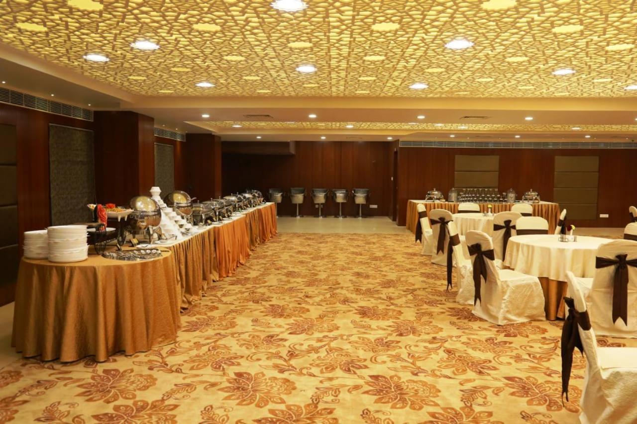 Olive Tree Hotel Vijayawāda 外观 照片
