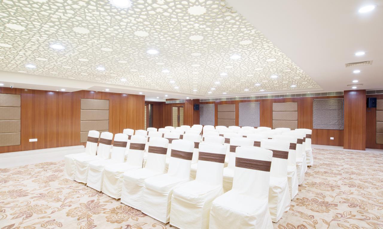 Olive Tree Hotel Vijayawāda 外观 照片